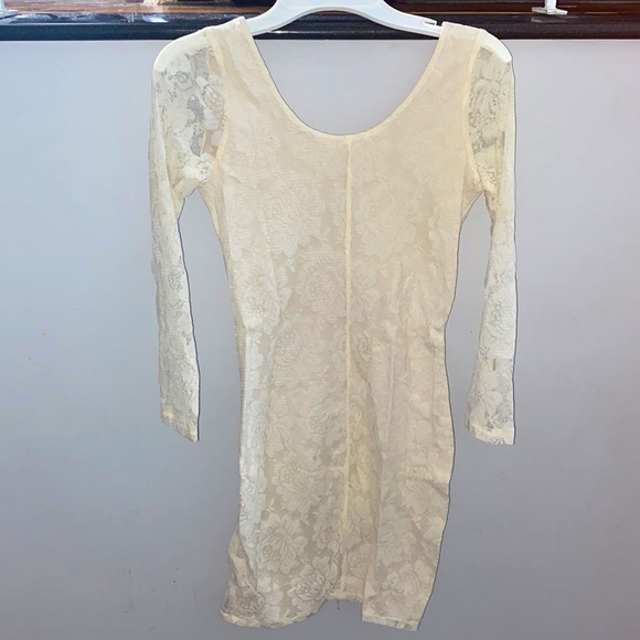 NWT HOLLISTER LACE BODYCON DRESS LONG SLEEVE XS - Picture 5 of 5